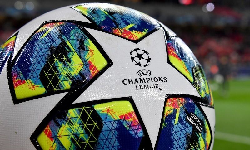 Logo Liga Champions melekat dalam bola resmi yang digunakan dalam kompetisi sepak bola paling bergengsi antarklub Eropa tersebut. (gemapos/ant)